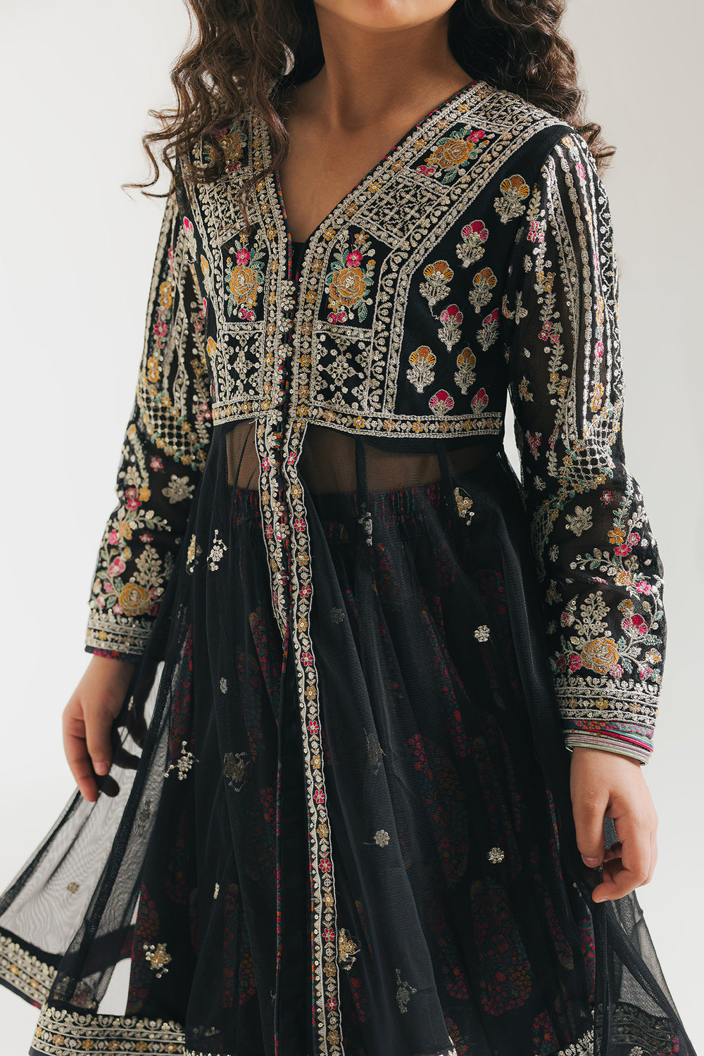 EMBROIDERED SUIT (E0209/415/902)