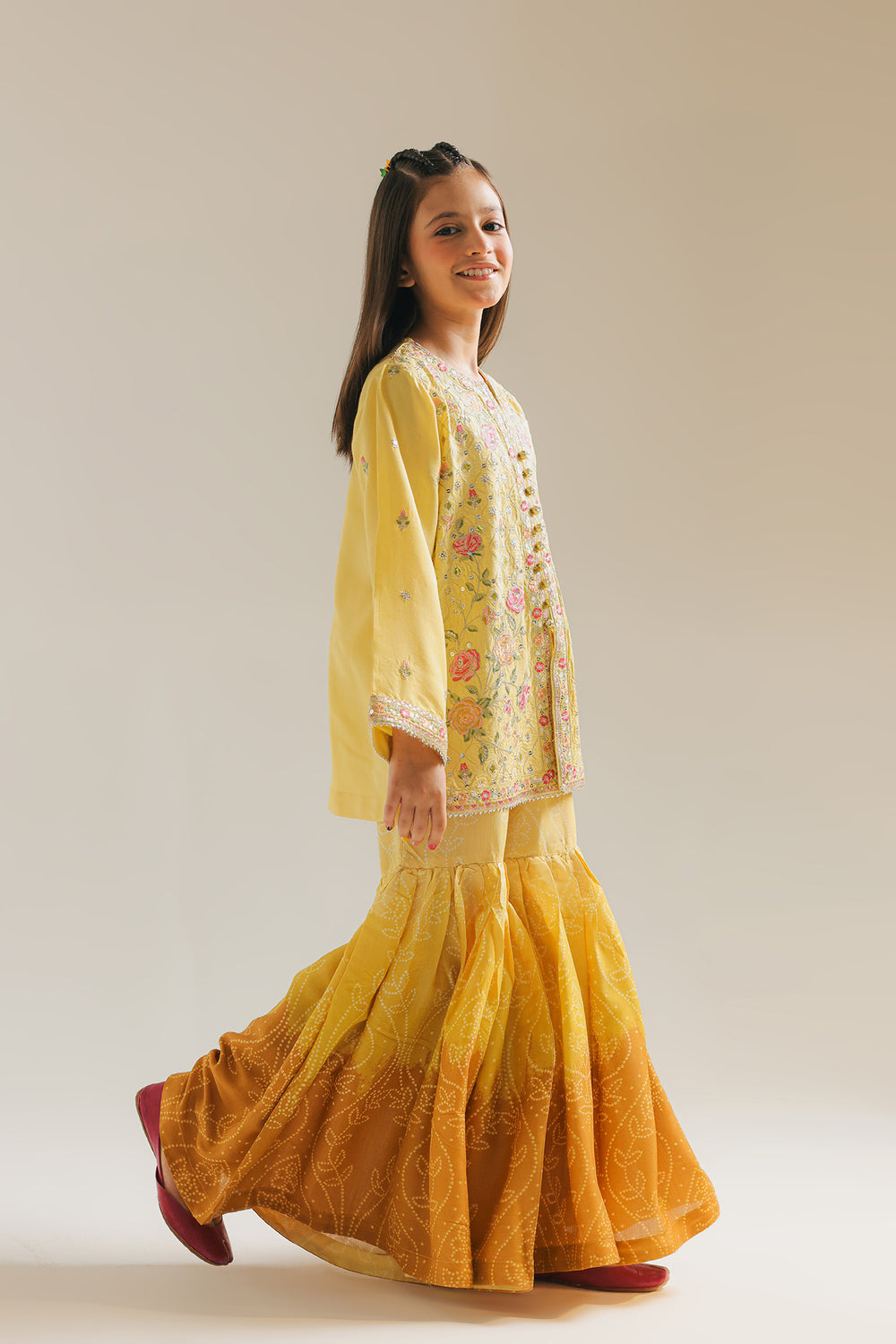 EMBROIDERED SUIT (E415/110/0217)