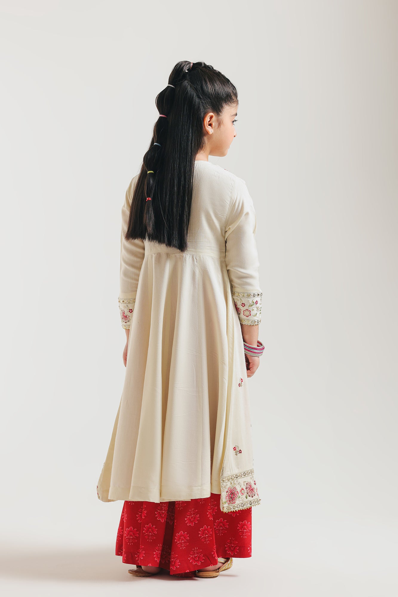 EMBROIDERED SUIT (E0220/415/004)