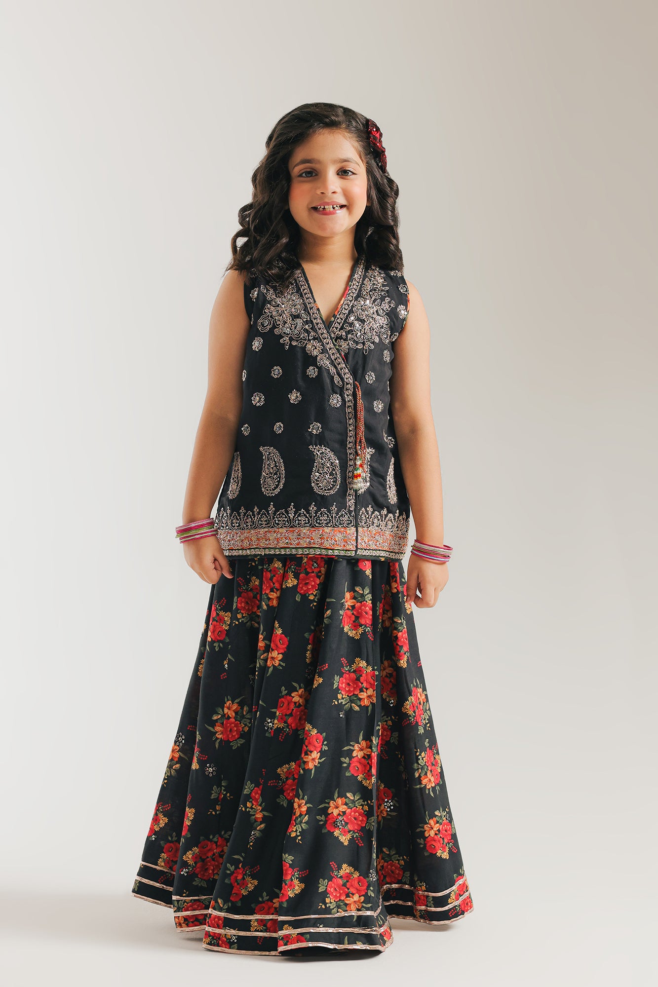 EMBROIDERED SUIT (E0226/415/902)