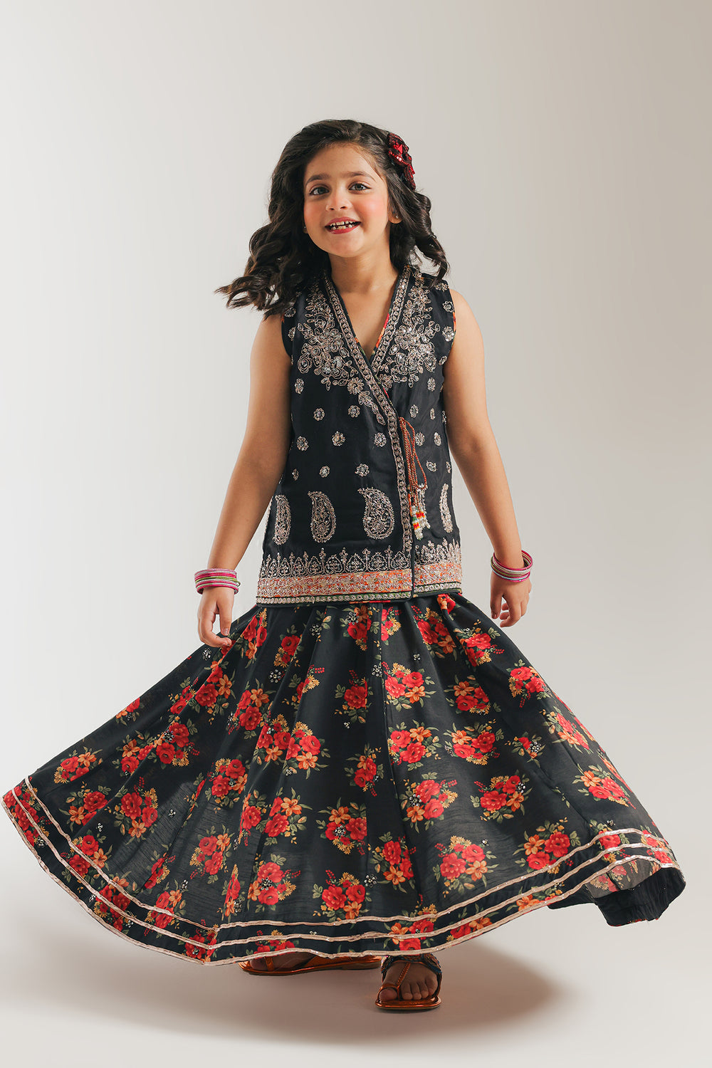 EMBROIDERED SUIT (E0226/415/902)