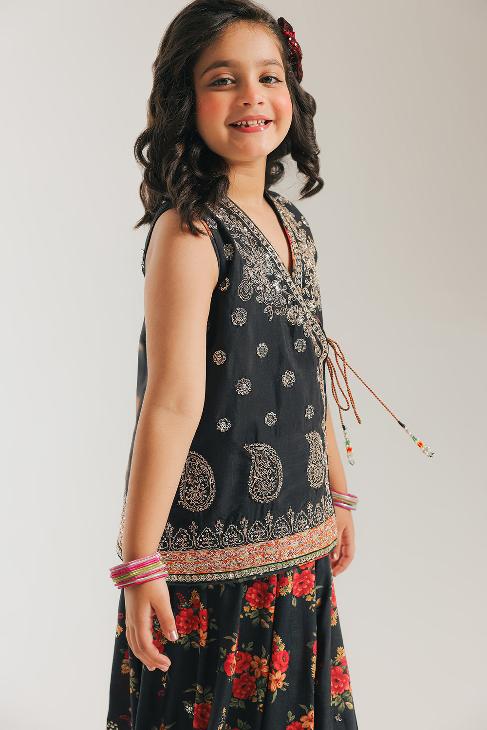 EMBROIDERED SUIT (E0226/415/902)