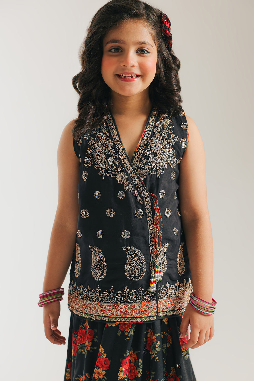 EMBROIDERED SUIT (E0226/415/902)