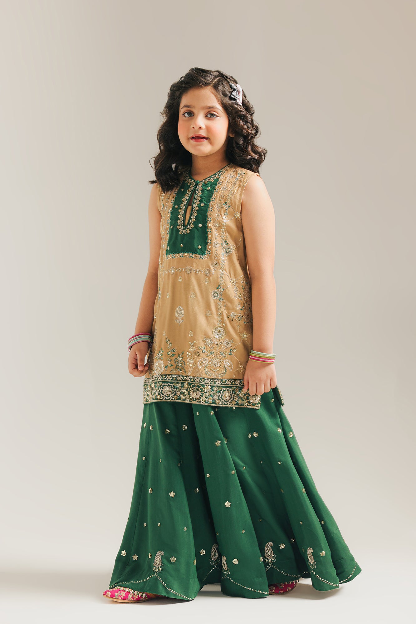 EMBROIDERED SUIT (E0227/415/007)