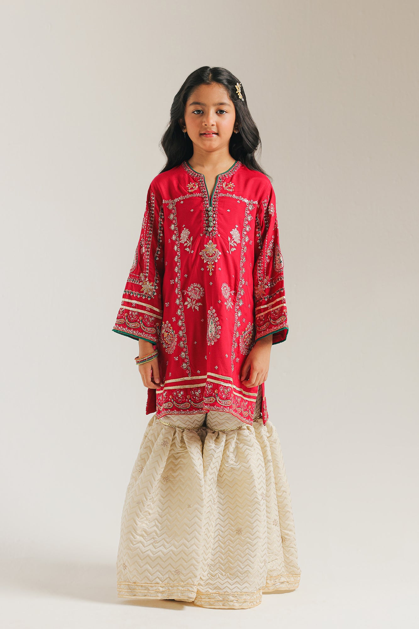 EMBROIDERED SUIT (E0228/415/416)