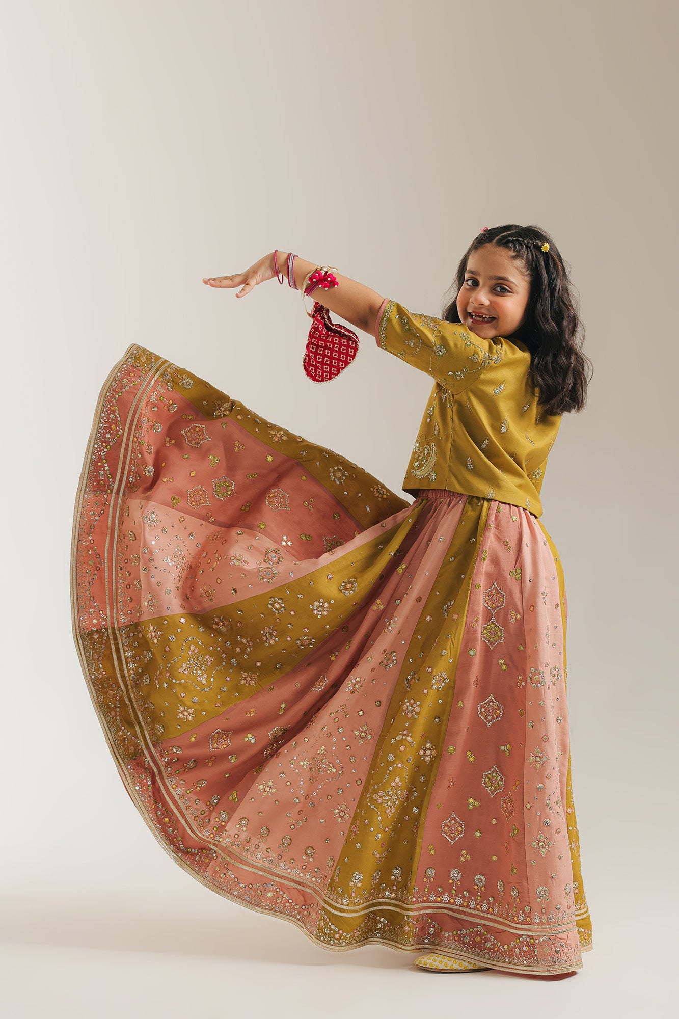 EMBROIDERED SUIT (E0230/415/121)