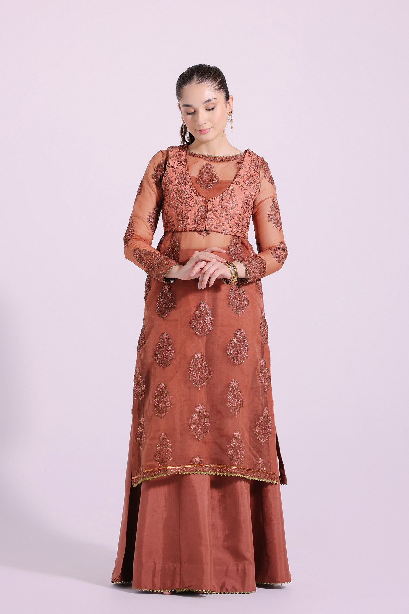 EMBROIDERED SUIT (E0498/105/803)