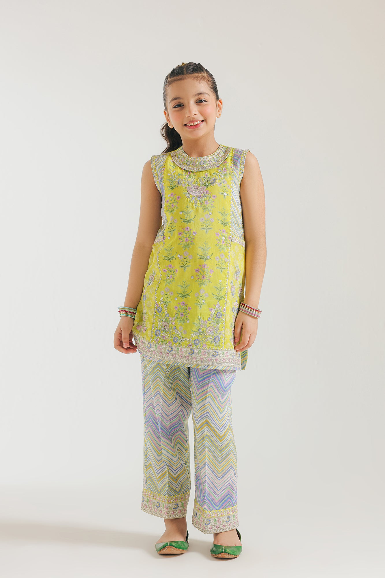 EMBROIDERED SUIT (E0619/404/125)