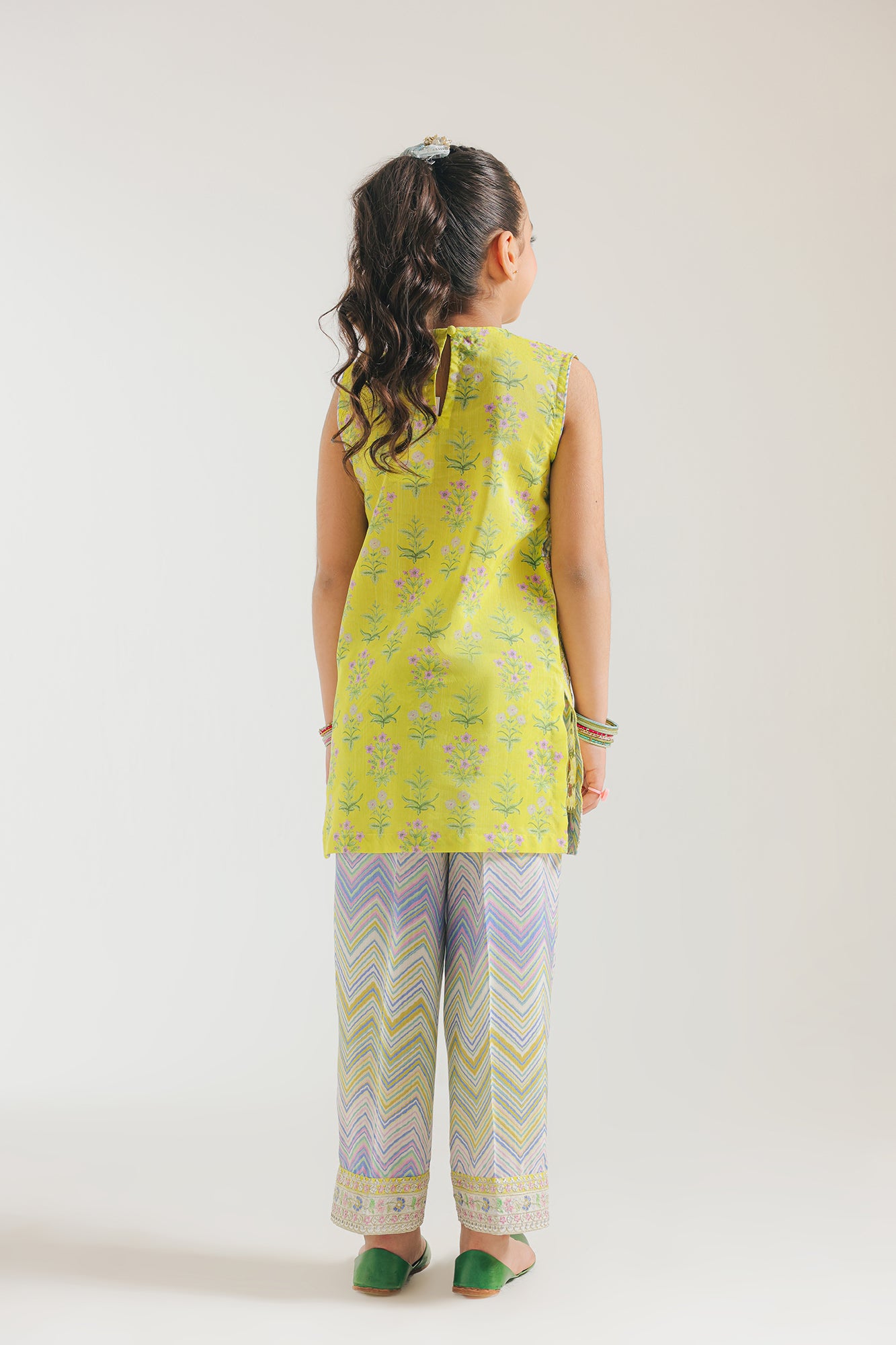 EMBROIDERED SUIT (E0619/404/125)