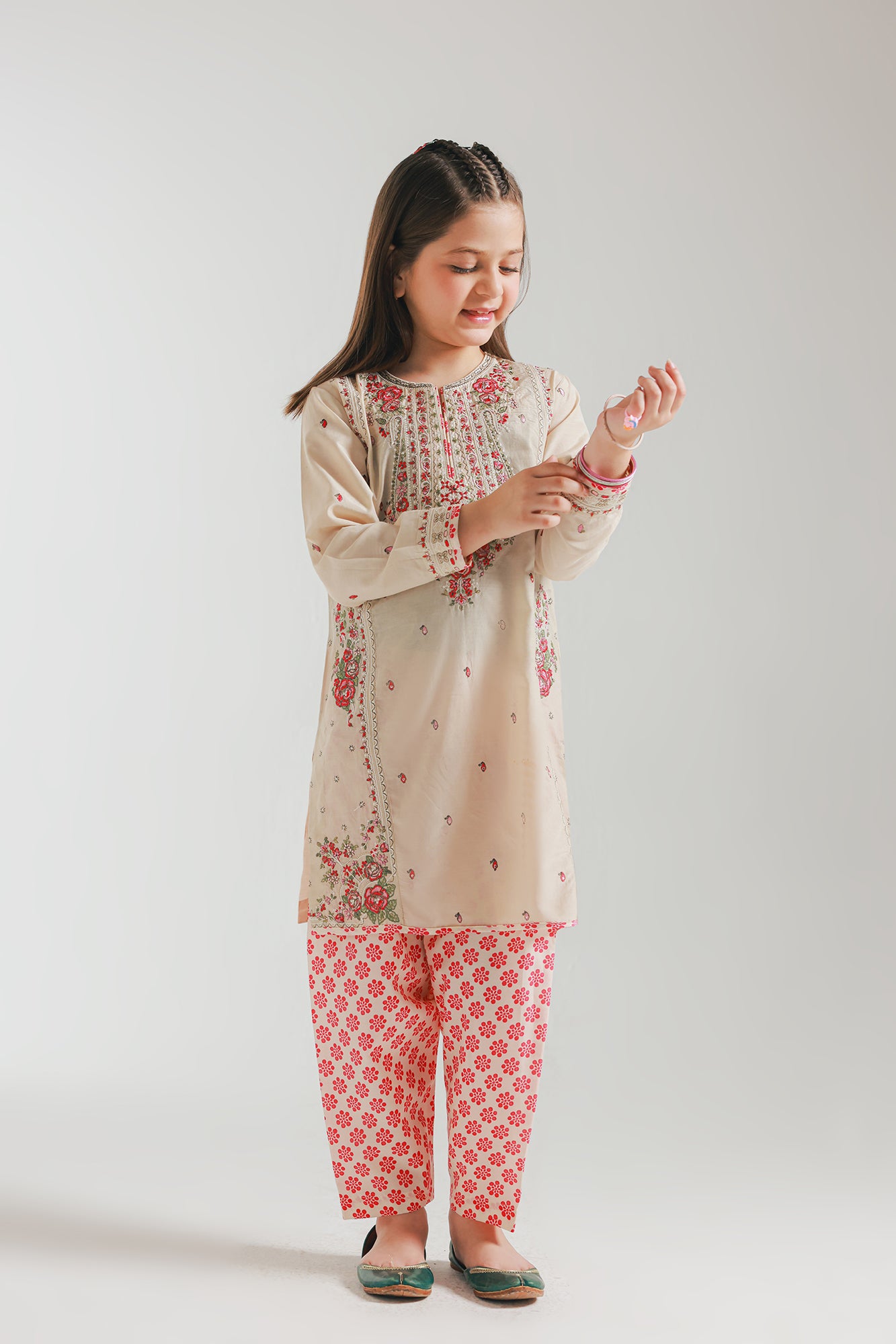 EMBROIDERED SUIT (E0624/404/226)