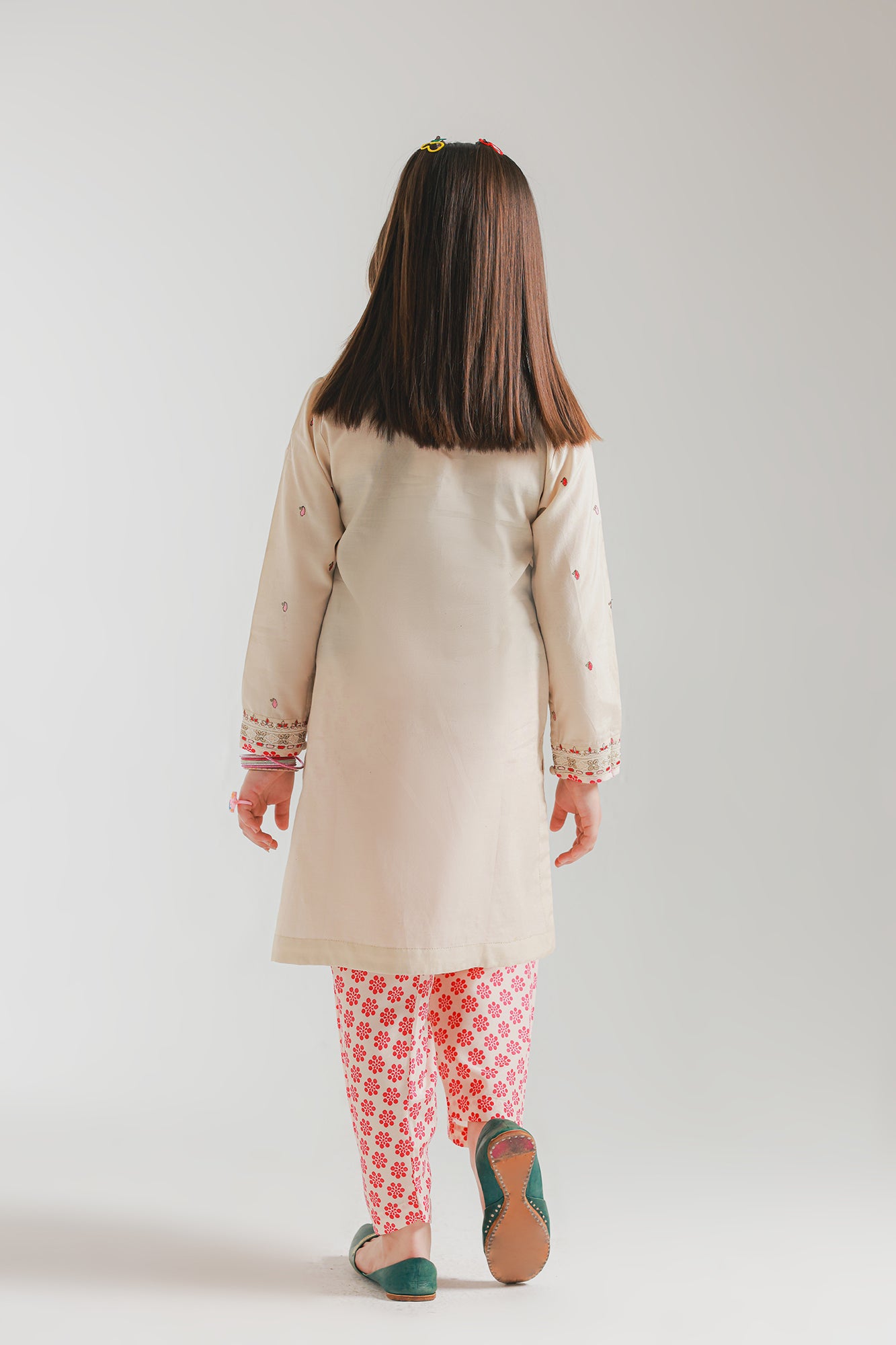 EMBROIDERED SUIT (E0624/404/226)