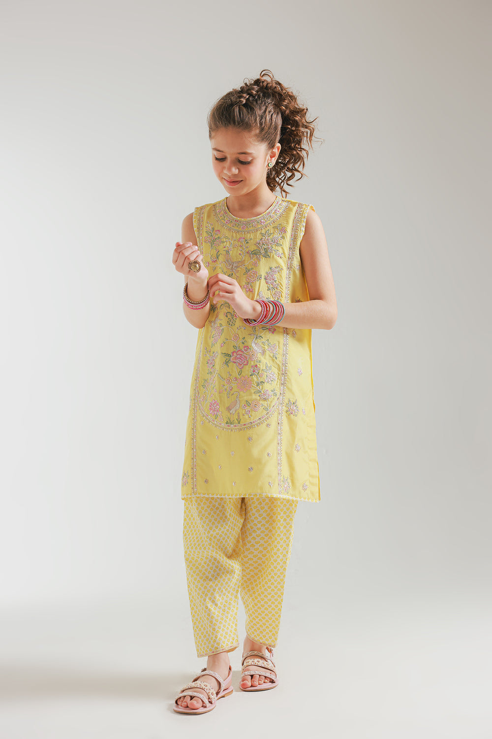 EMBROIDERED SUIT (E0631/404/109)