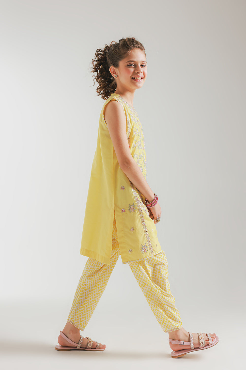 EMBROIDERED SUIT (E0631/404/109)