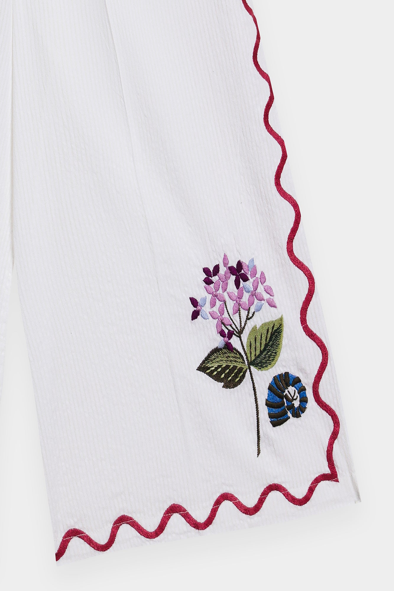 EMBROIDERED SUIT (E106/001/0636)