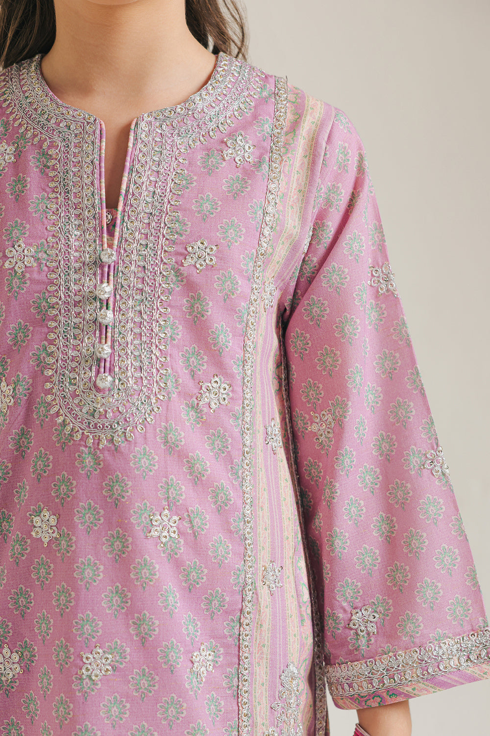EMBROIDERED SUIT (E0663/404/513)