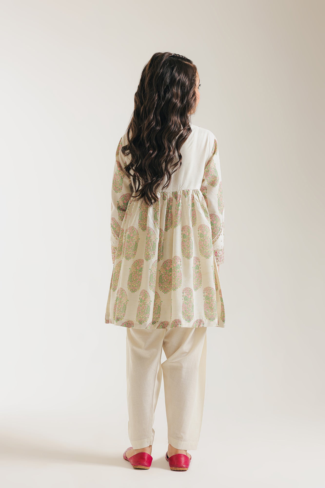 EMBROIDERED SUIT (E0667/404/002)