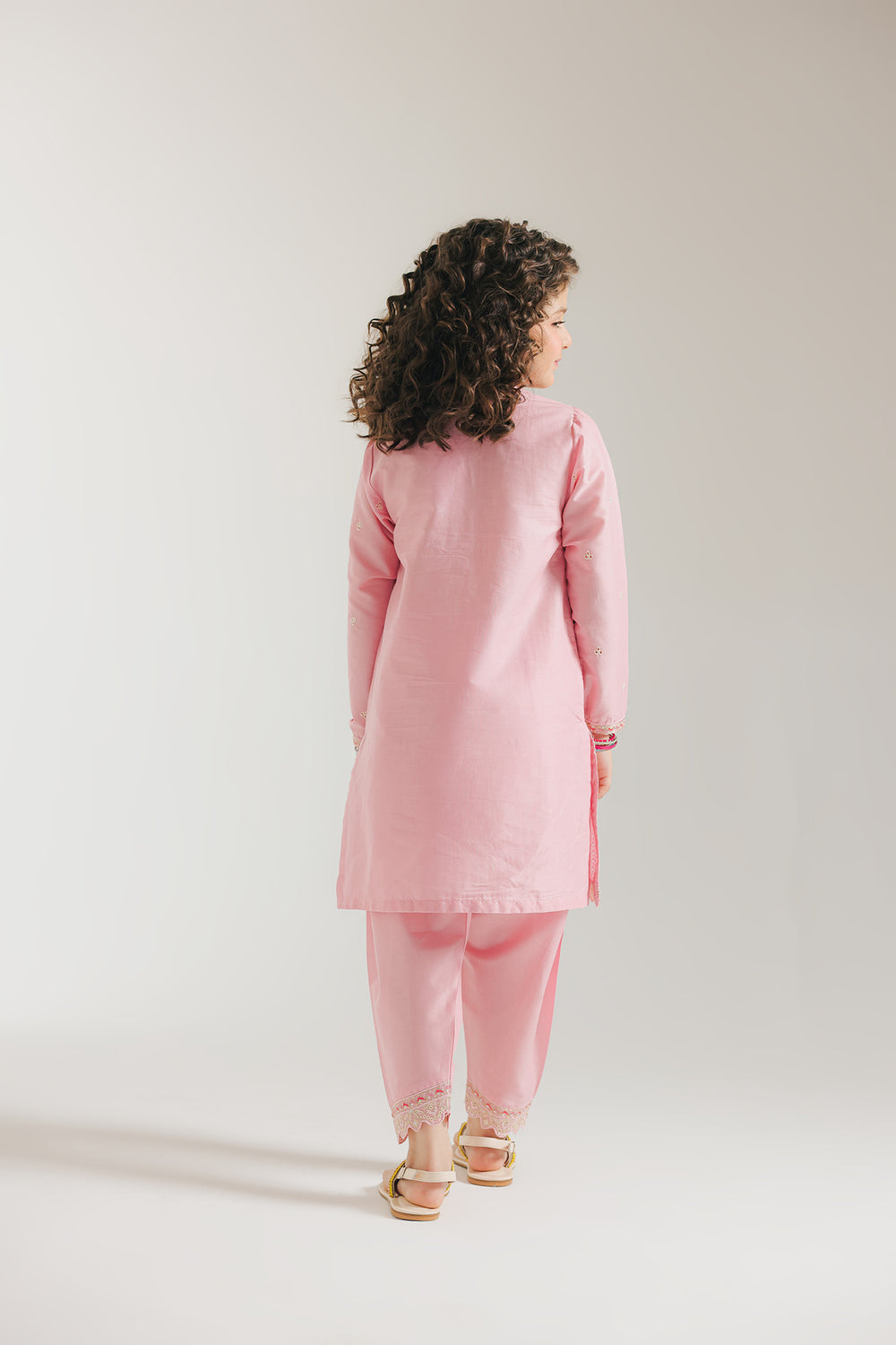 EMBROIDERED SUIT (E0668/404/426)