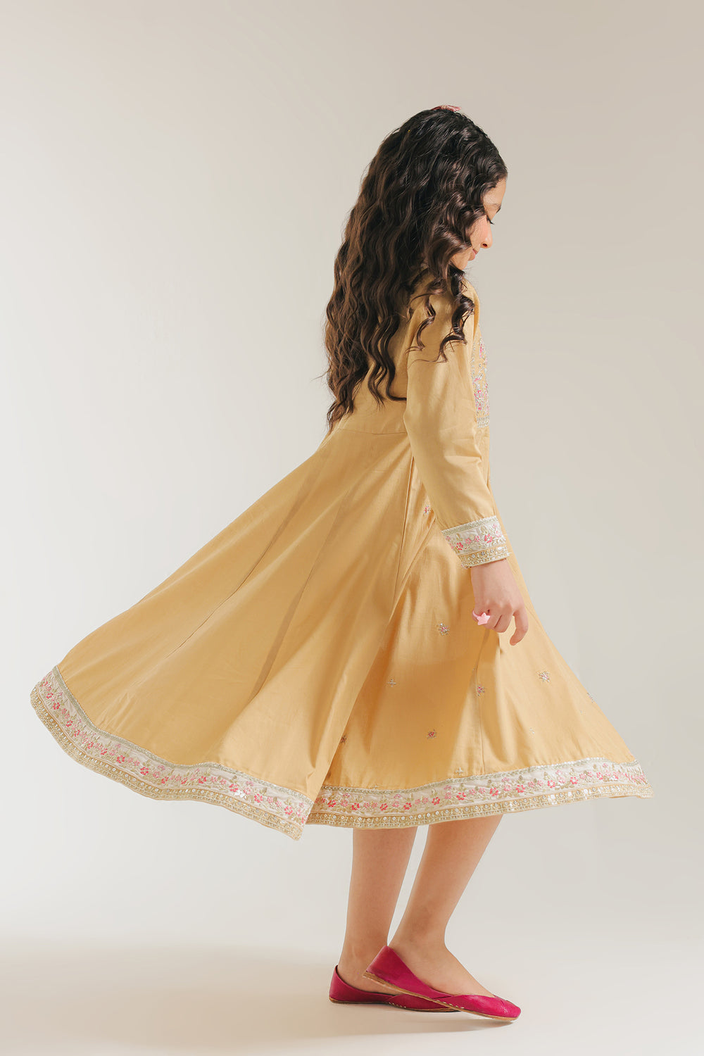 EMBROIDERED SHIRT (E0669/404/113)