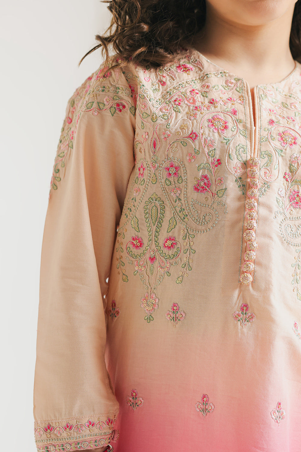 EMBROIDERED SUIT (E0671/404/216)