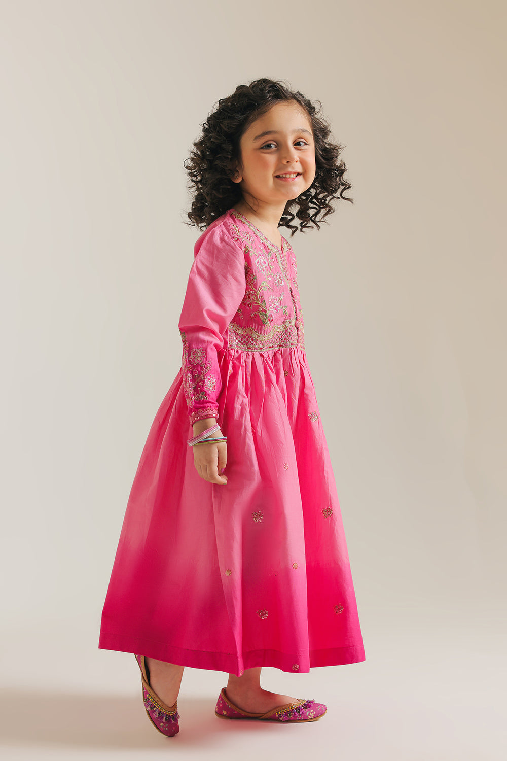 EMBROIDERED PISHWAS (E0673/404/409)