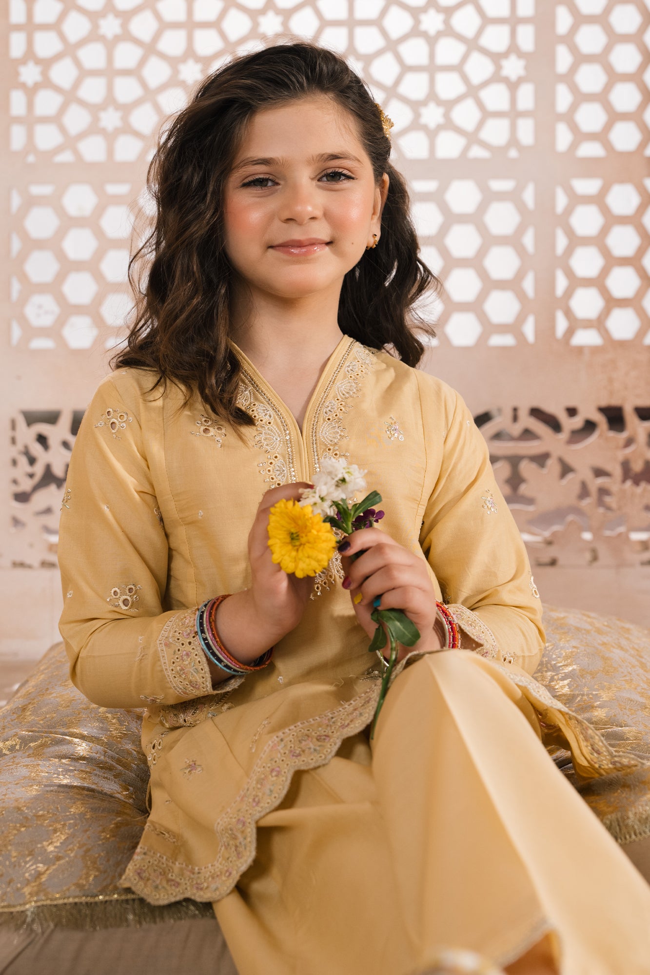 EMBROIDERED SUIT (E0682/404/225)