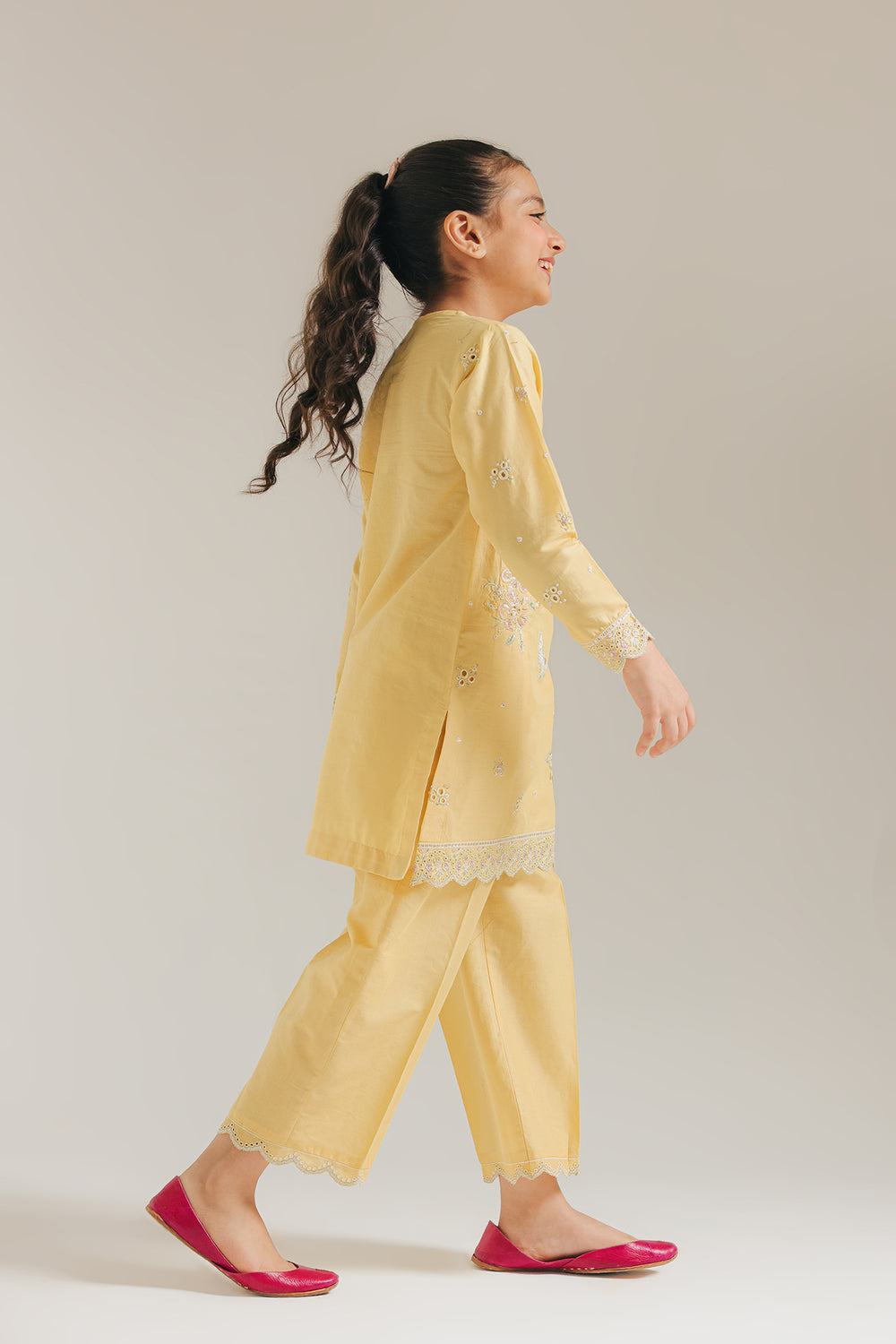 EMBROIDERED SUIT (E0682/404/225)