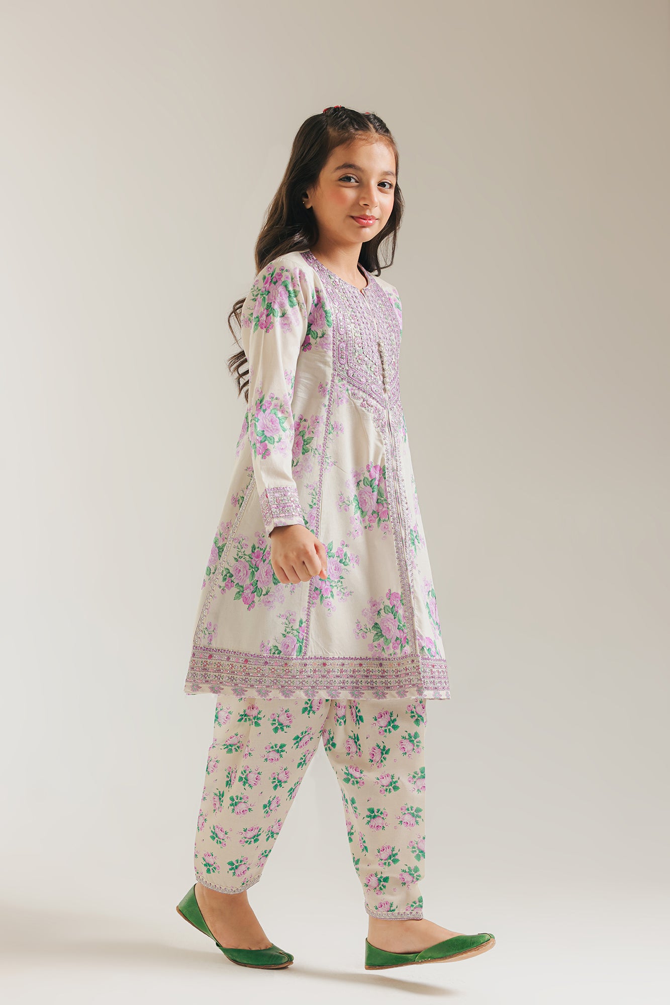 EMBROIDERED SUIT (E0683/404/002)