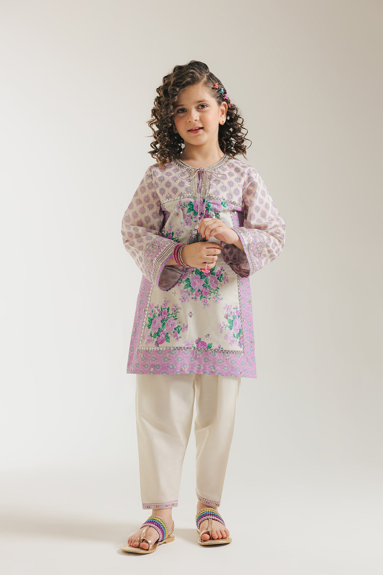 EMBROIDERED SUIT (E0686/404/002)