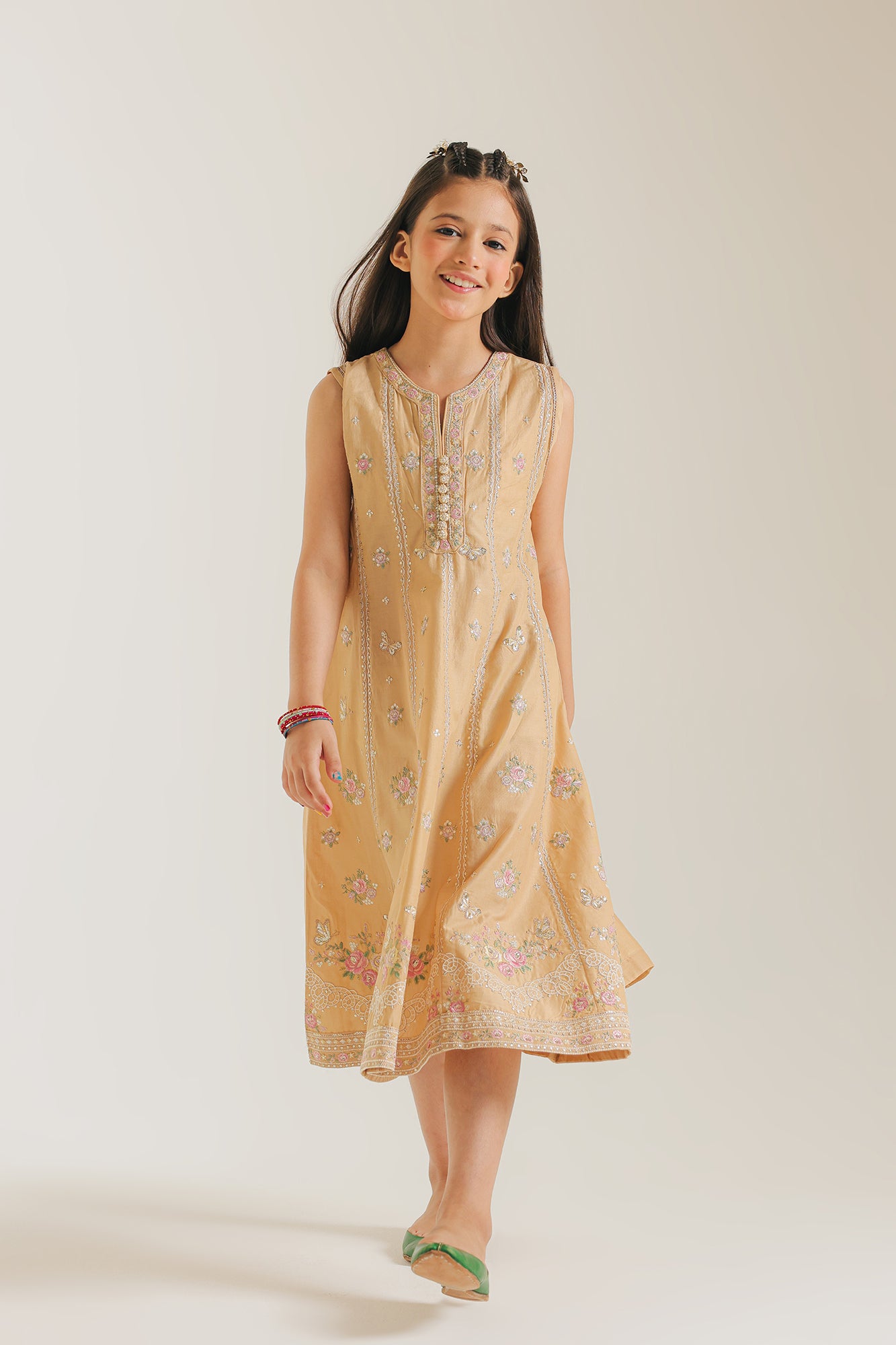 EMBROIDERED DRESS (E0689/404/225)