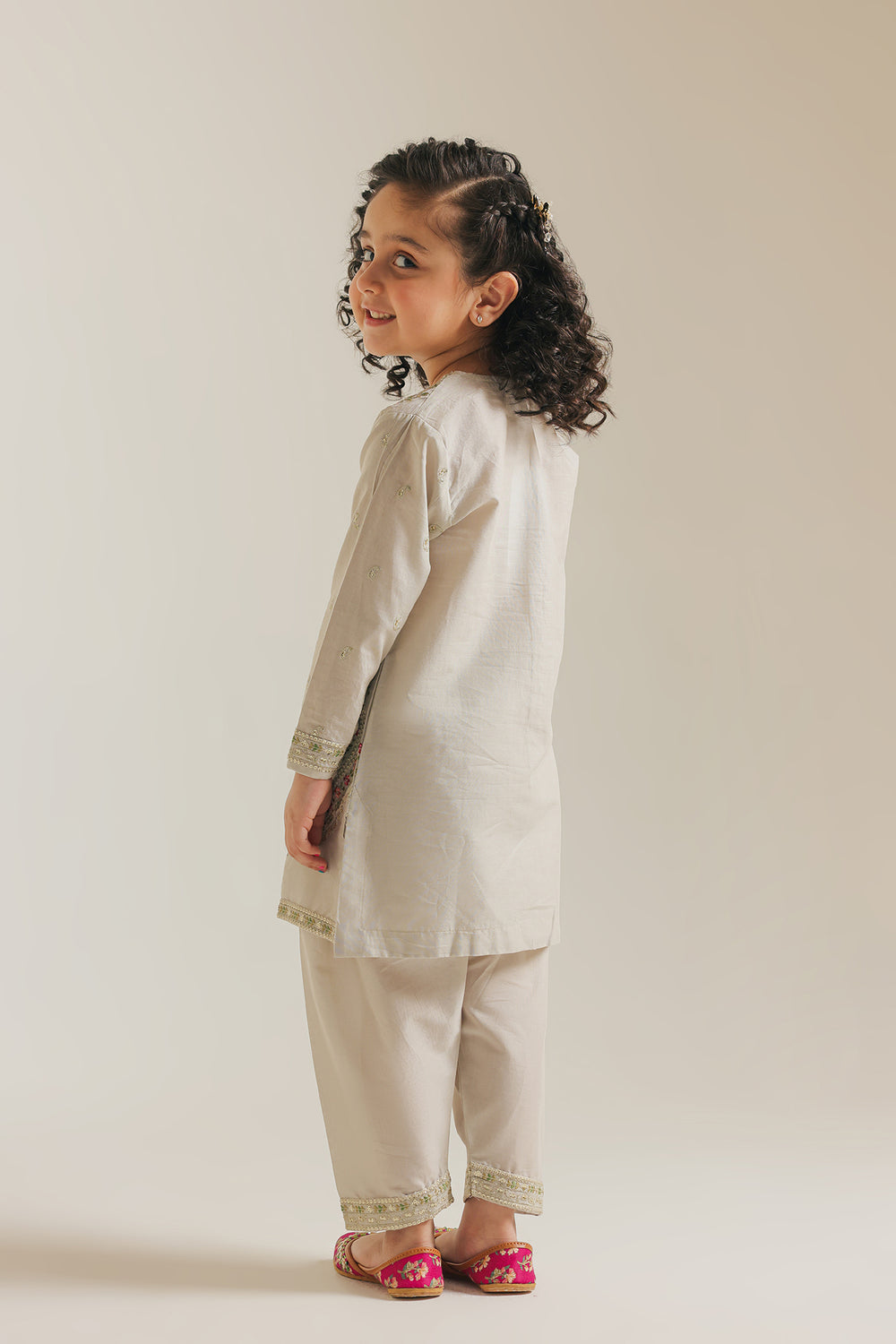 EMBROIDERED SUIT (E0696/404/817)