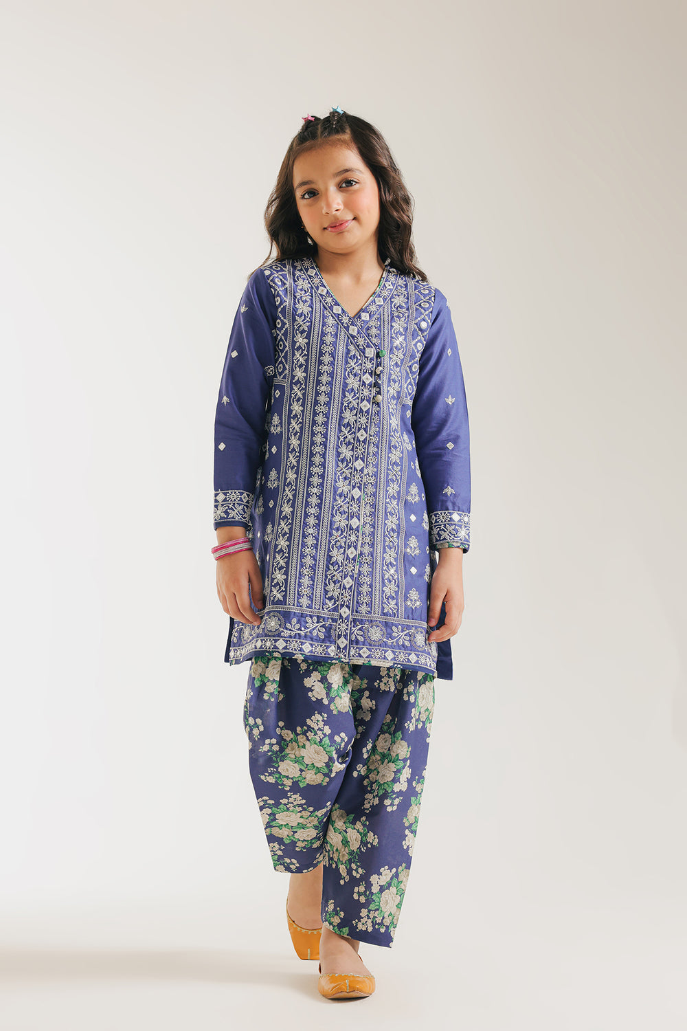 EMBROIDERED SUIT (E0707/404/622)