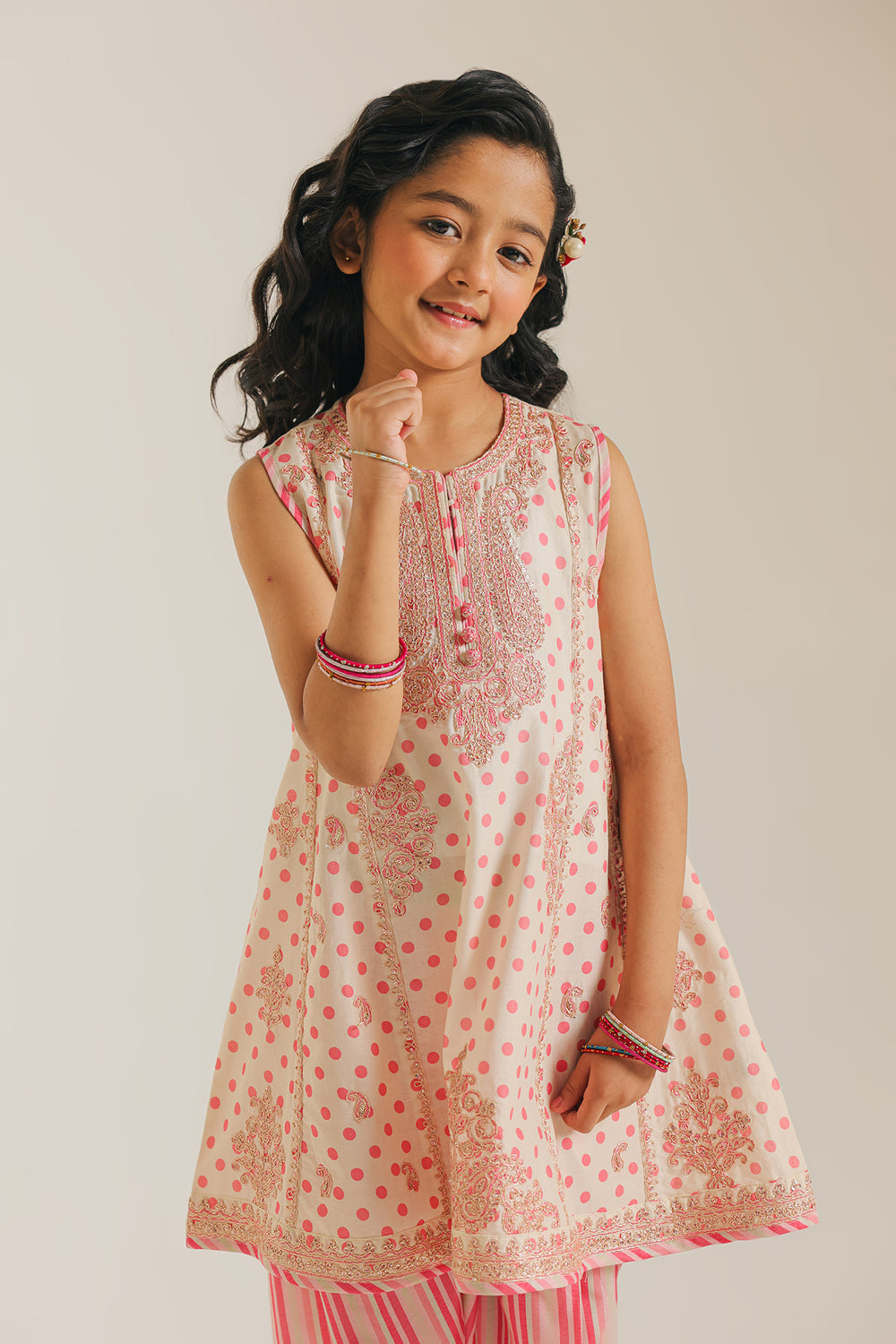 EMBROIDERED SUIT (E404/002/0711)