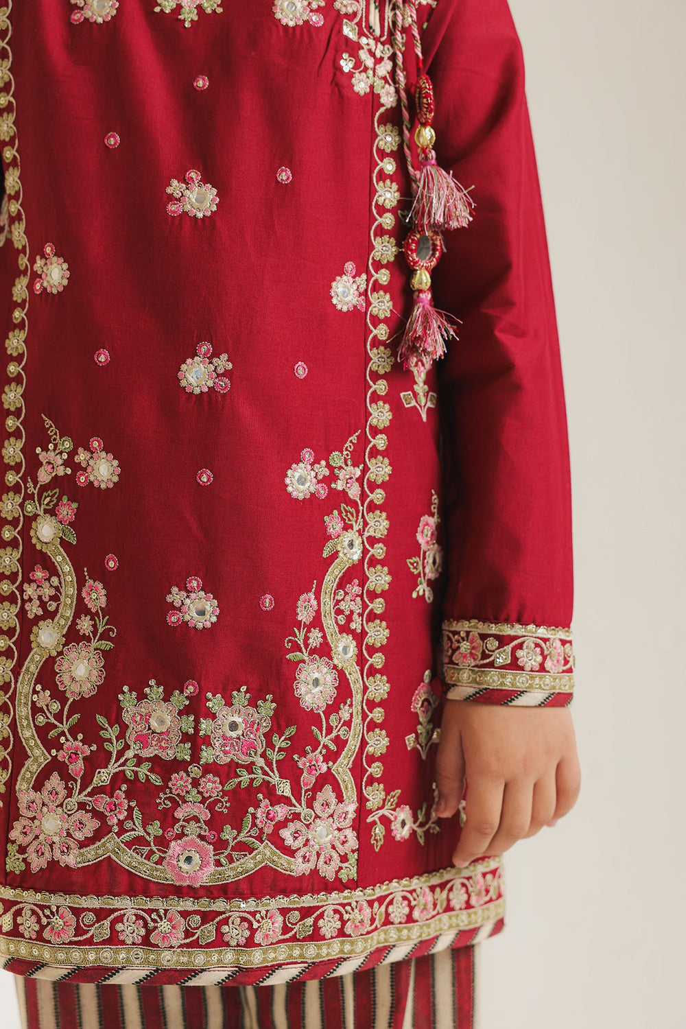 EMBROIDERED SUIT (E404/416/0717)