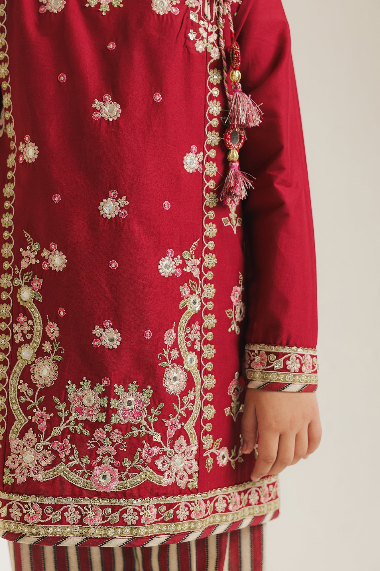 EMBROIDERED SUIT (E404/416/0717)