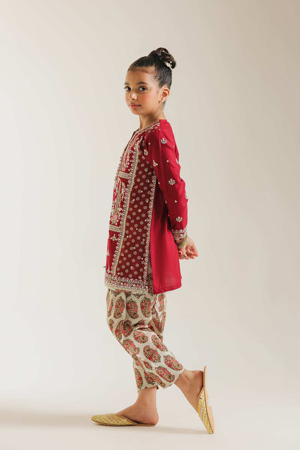 EMBROIDERED SUIT (E404/415/0718)