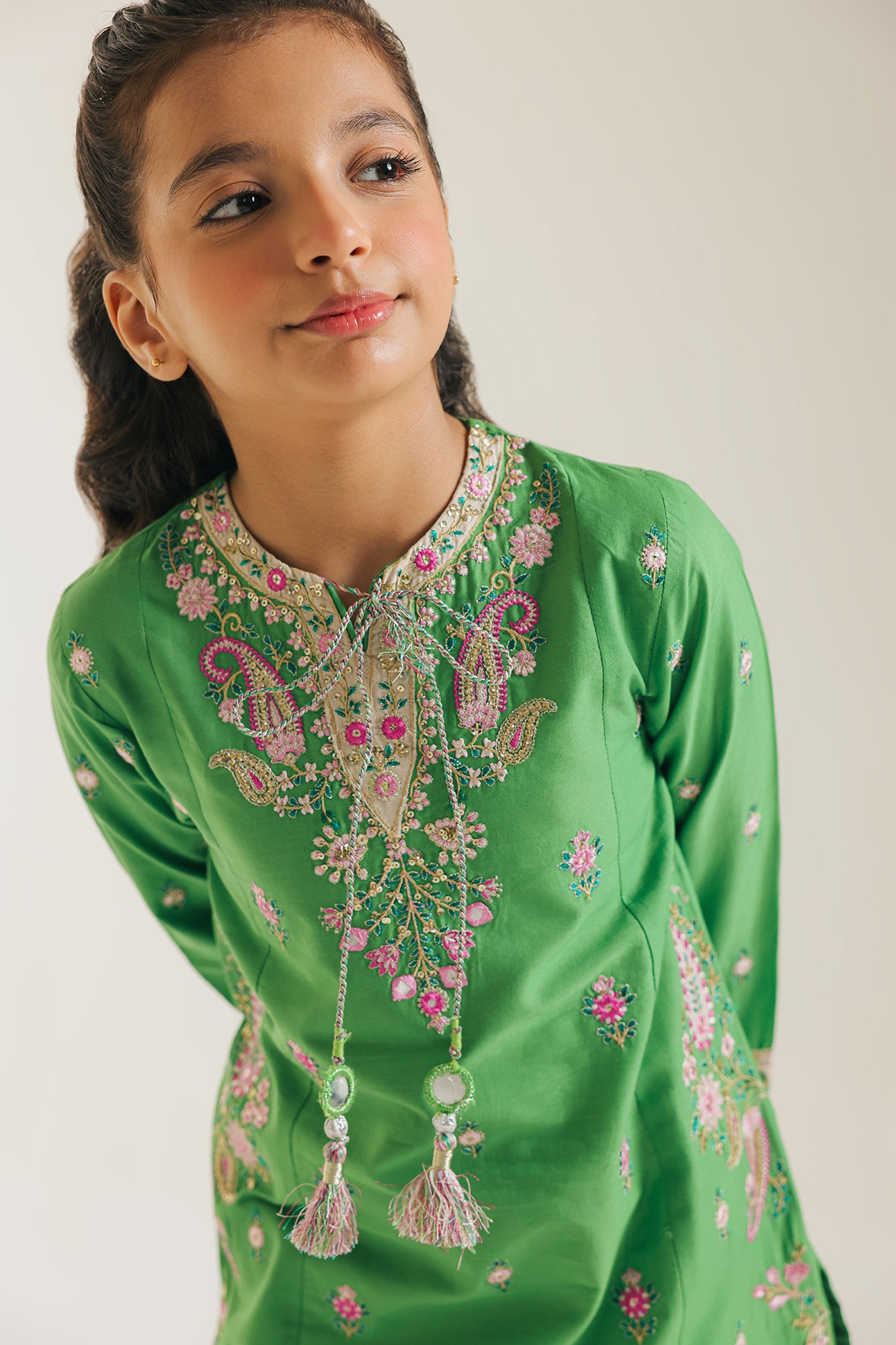 EMBROIDERED SUIT (E404/709/0720)