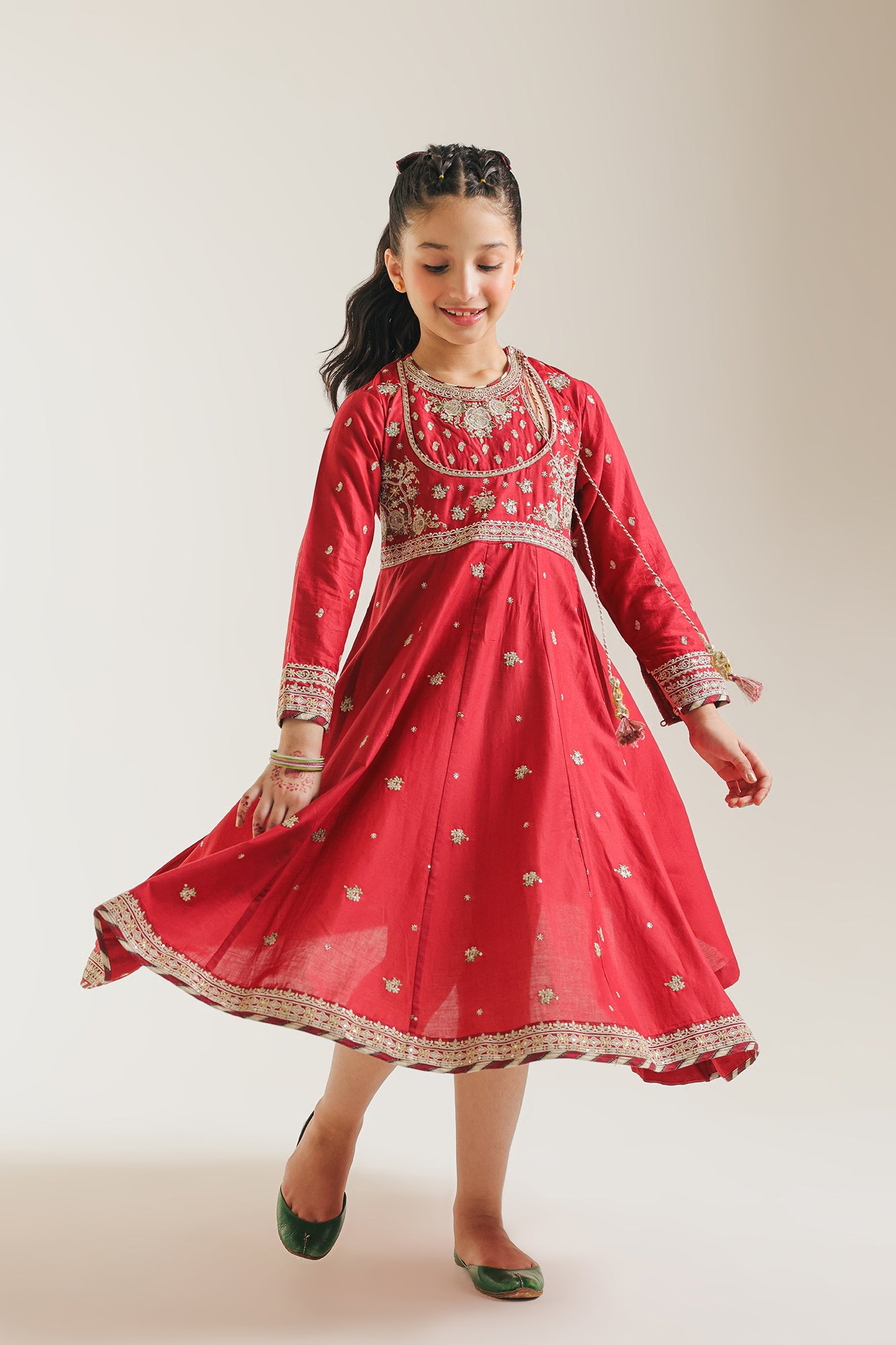 EMBROIDERED PISHWAS (E404/415/0723)