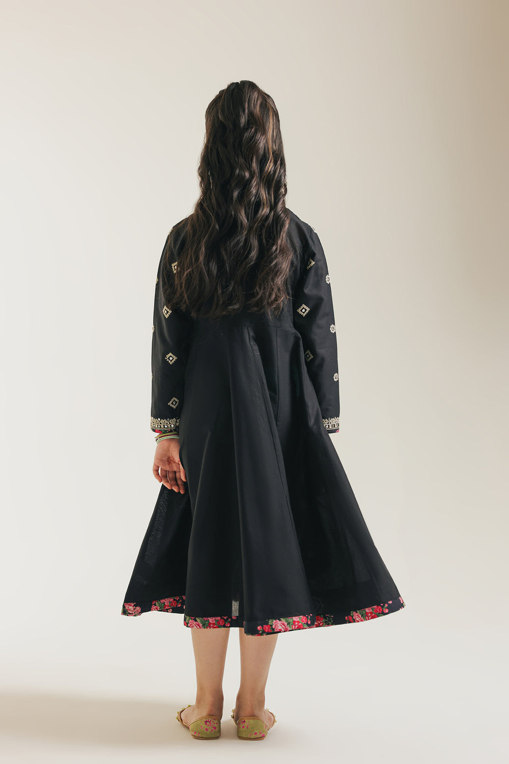 EMBROIDERED PISHWAS (E404/902/0731)