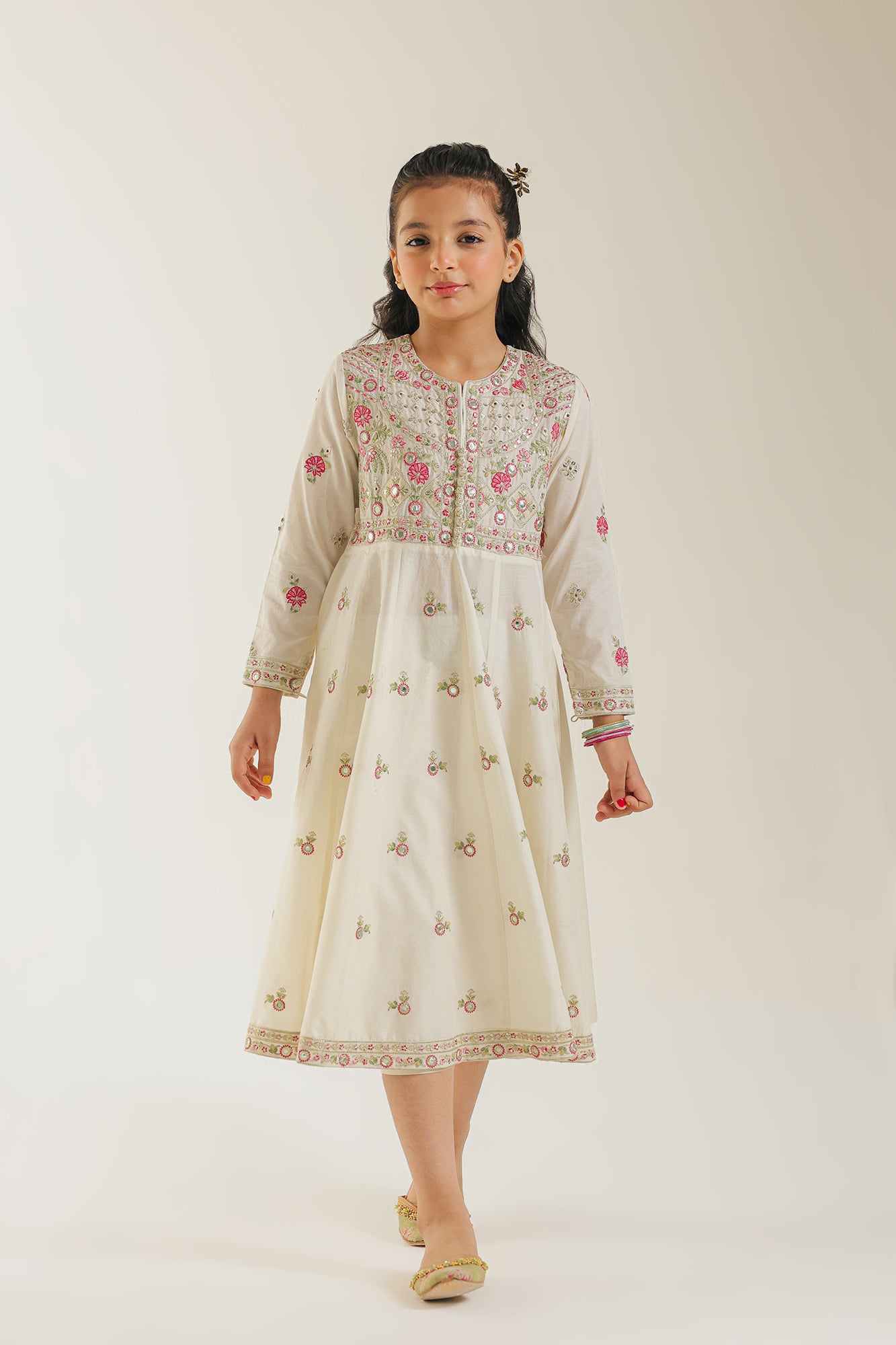 EMBROIDERED PISHWAS (E0733/404/004)