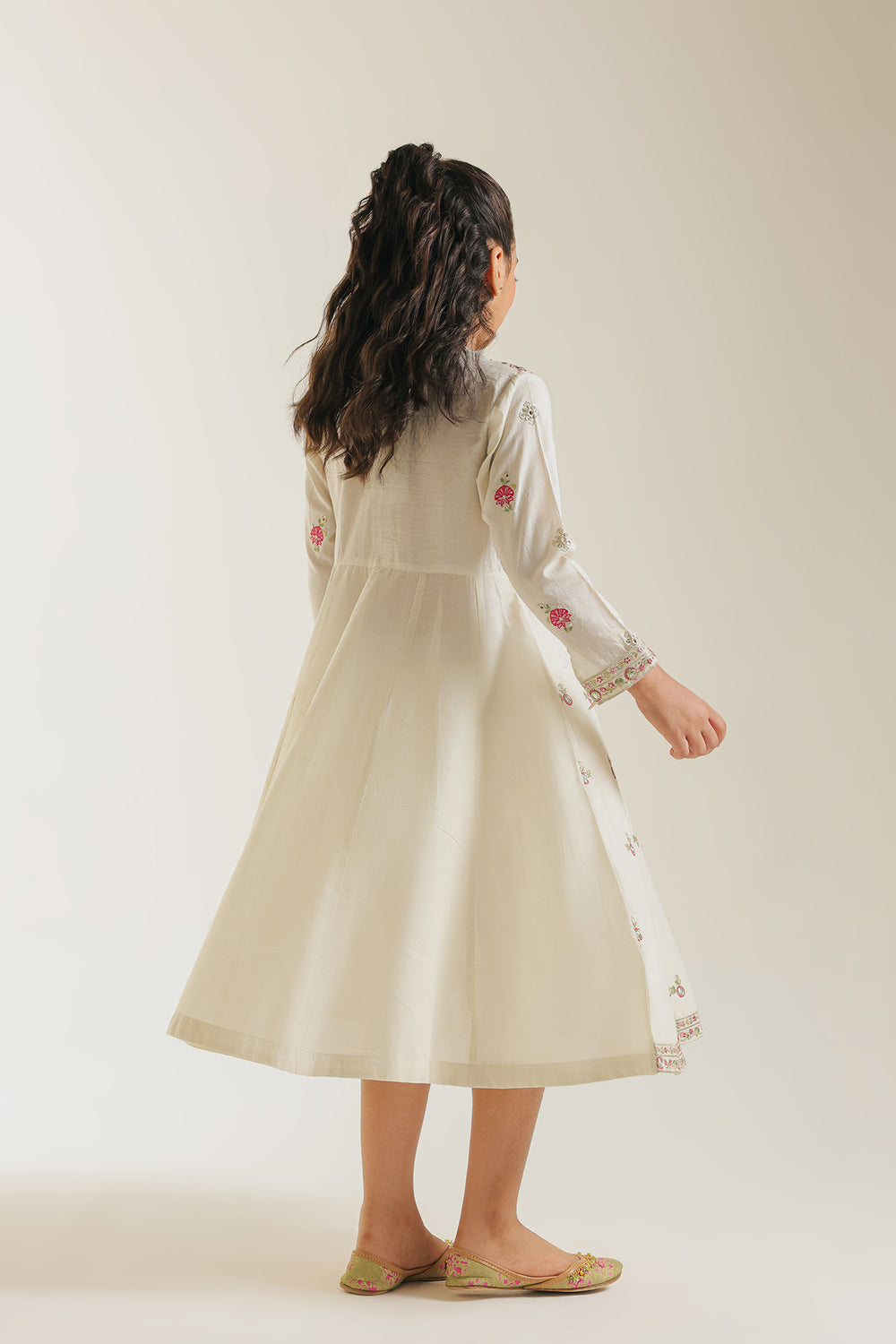 EMBROIDERED PISHWAS (E0733/404/004)