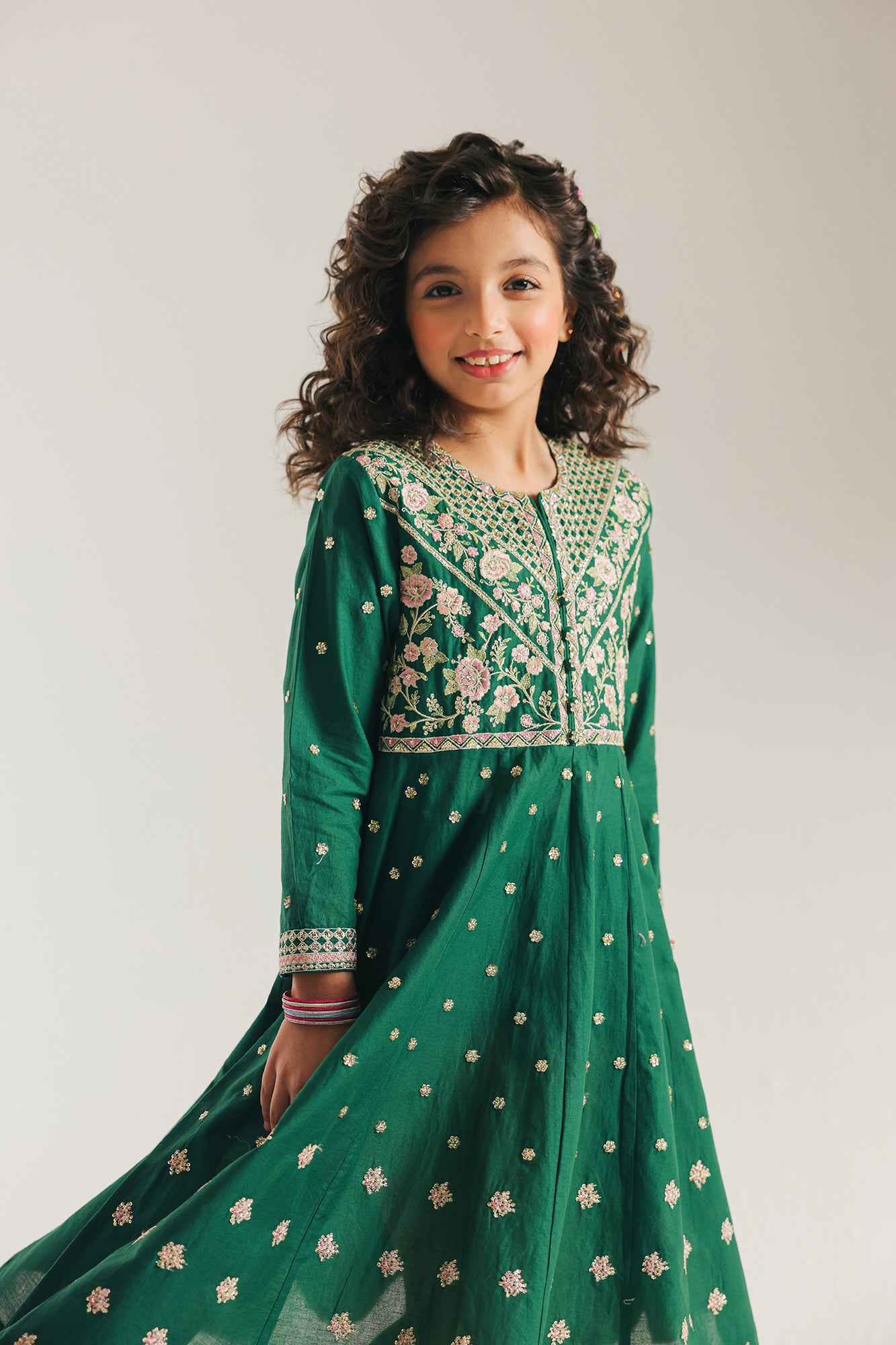 EMBROIDERED PISHWAS (E0735/404/706)