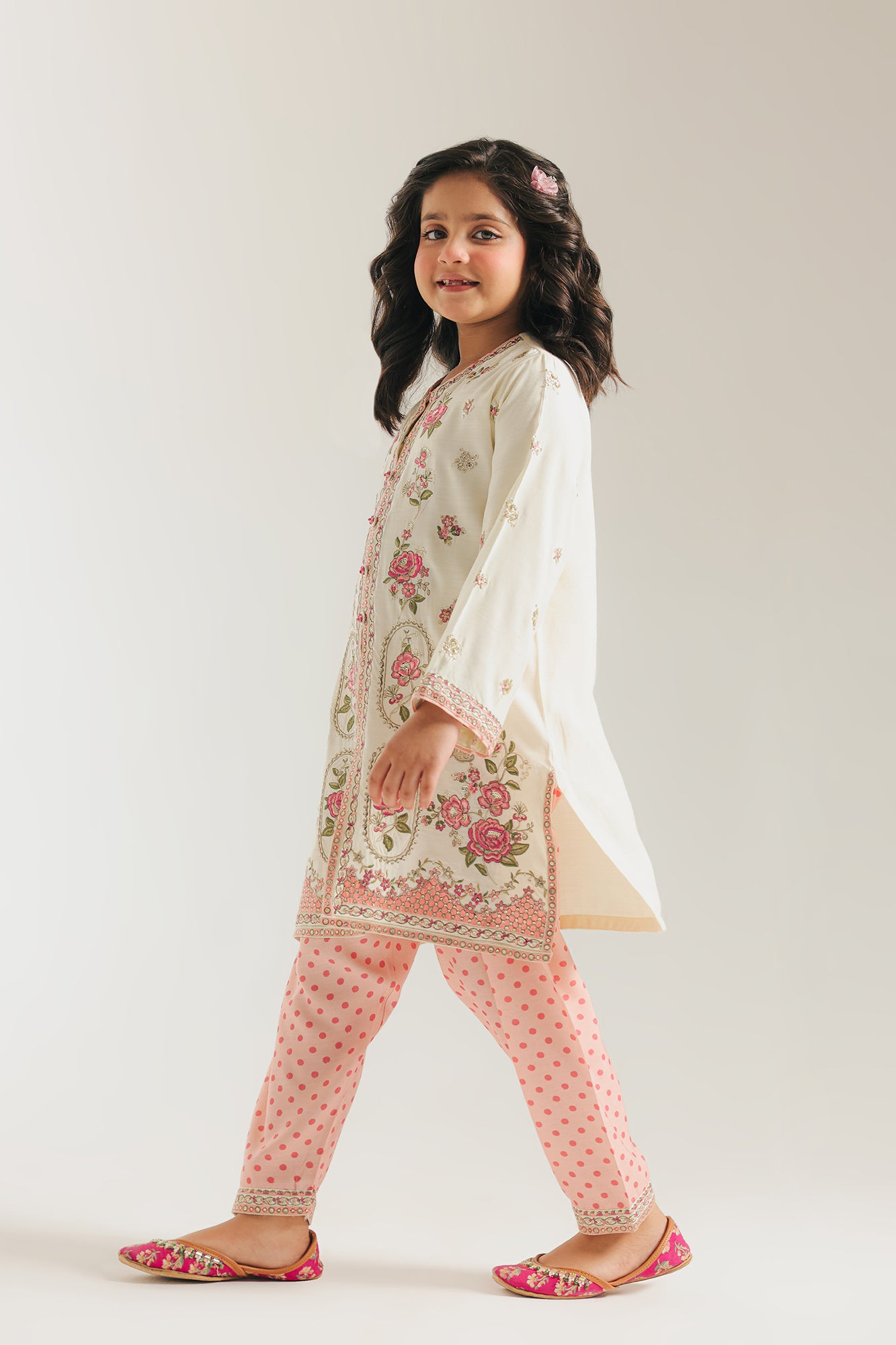 EMBROIDERED SUIT (E0816/404/005)