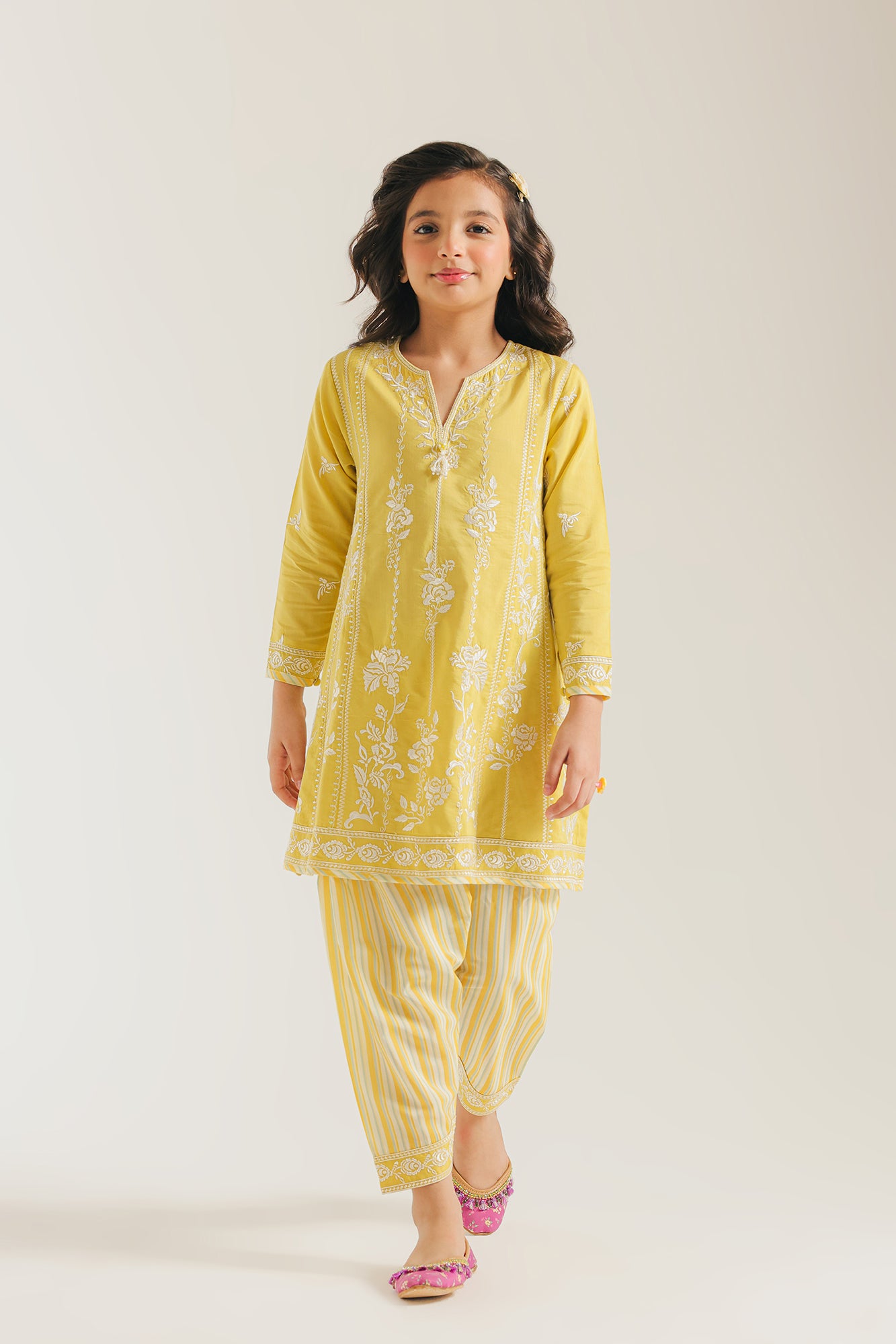 EMBROIDERED SUIT (E0848/404/109)