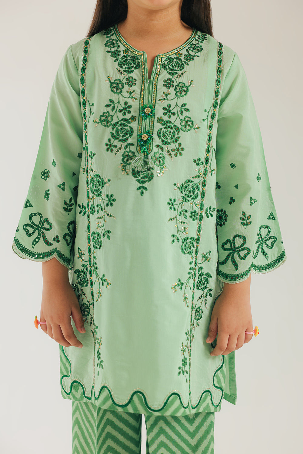 EMBROIDERED SUIT (E0860/404/127)