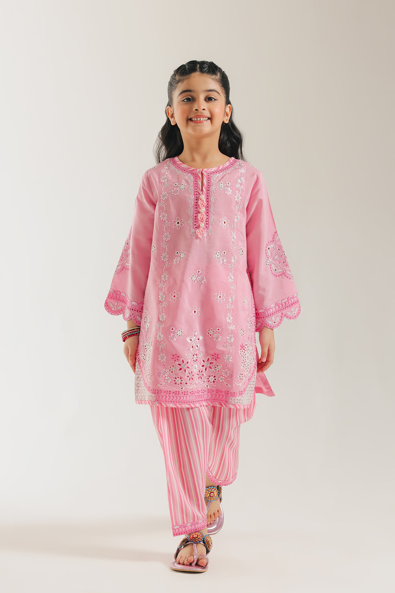 EMBROIDERED SUIT (E0863/404/427)