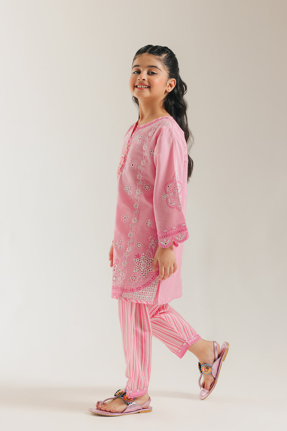 EMBROIDERED SUIT (E0863/404/427)