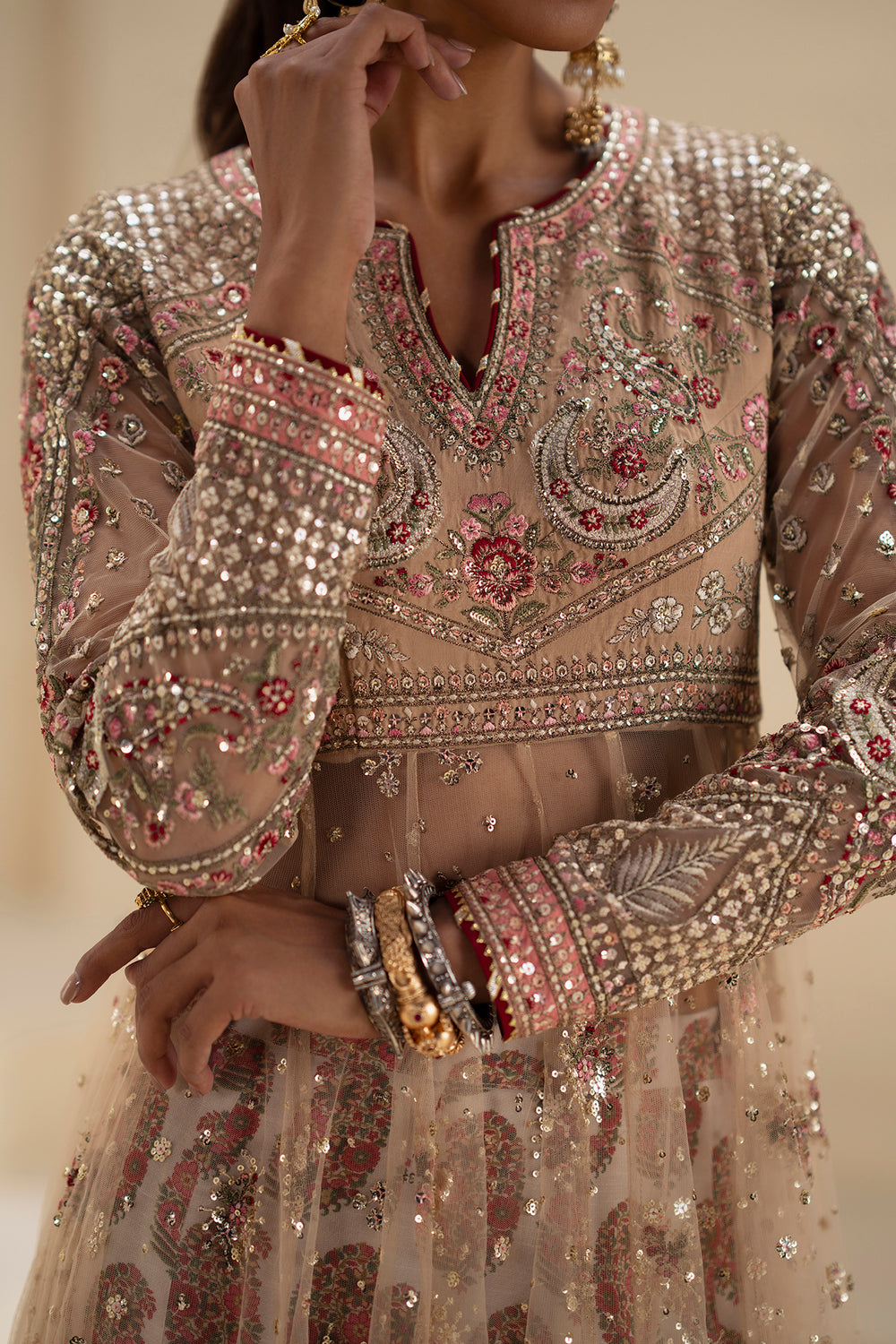 EMBROIDERED SUIT (E0903/104/226)