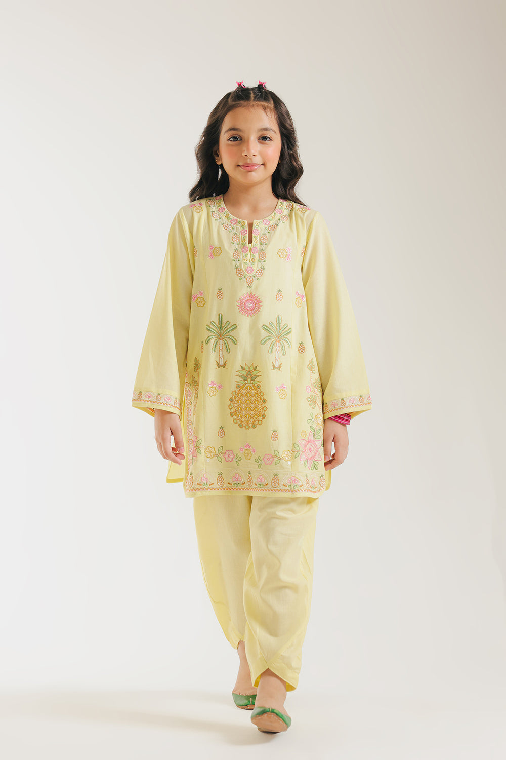 EMBROIDERED SUIT (E402/110/1035)