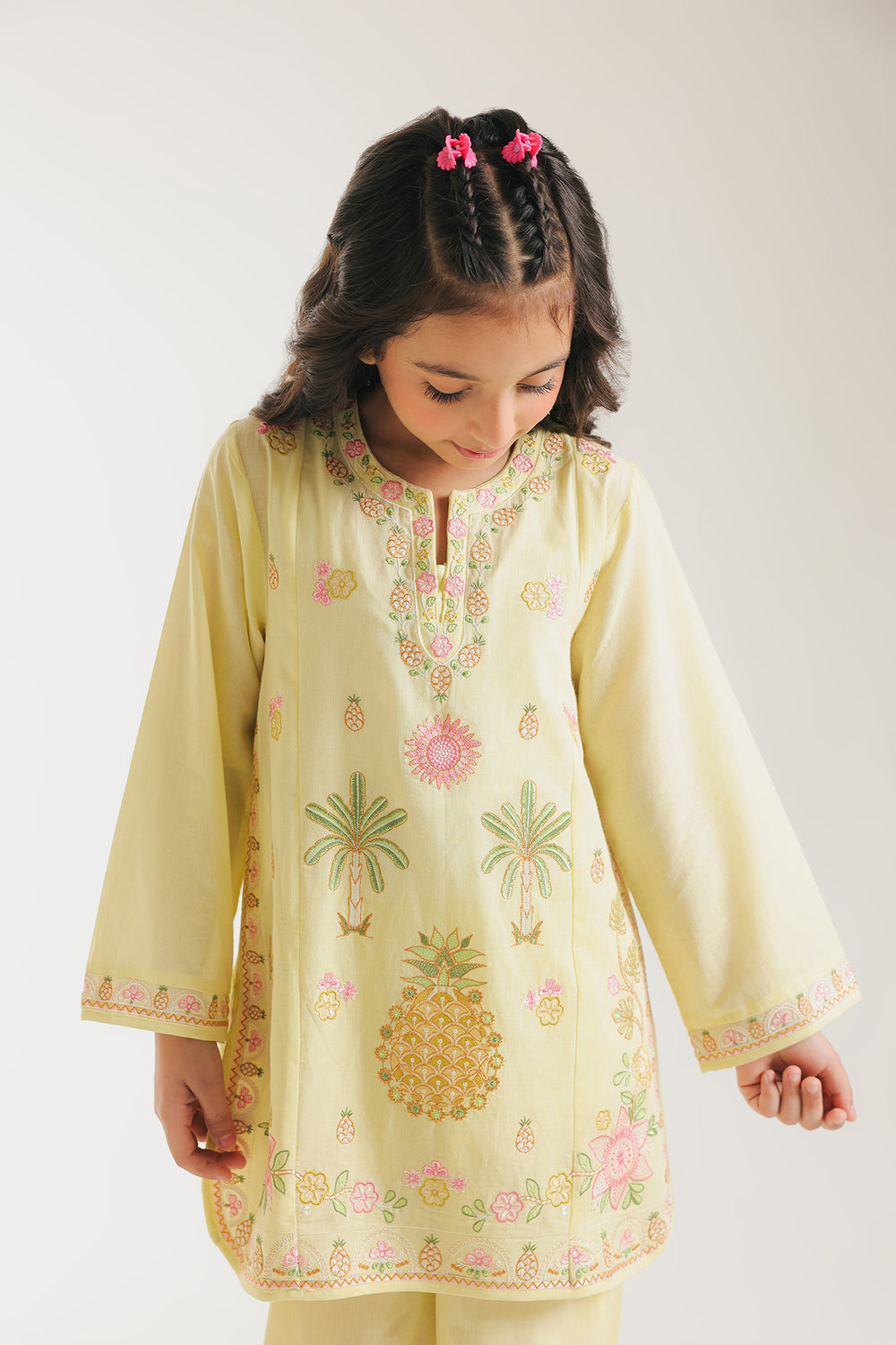 EMBROIDERED SUIT (E402/110/1035)