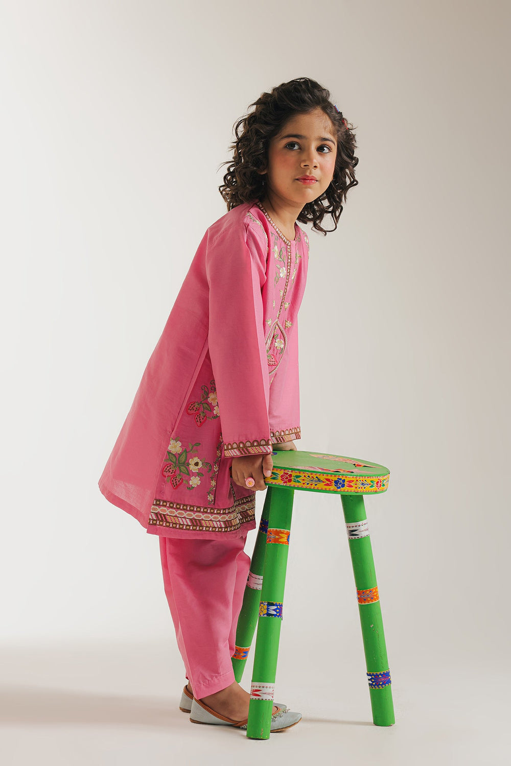 EMBROIDERED SUIT (E402/423/1038)